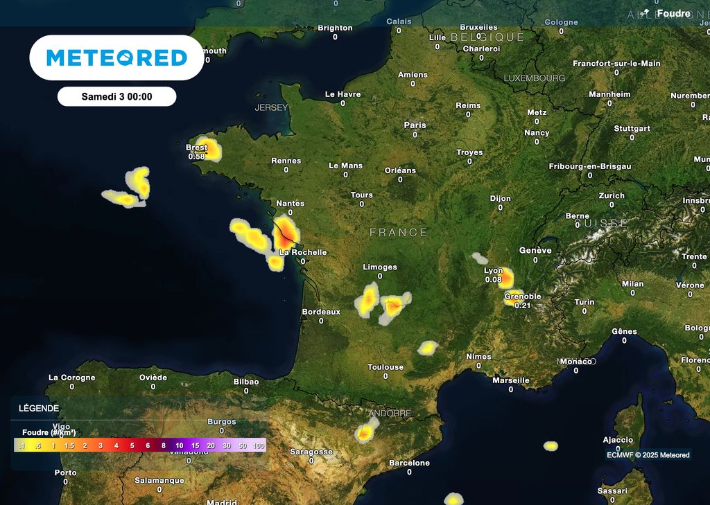 Stormy risk this night of the Atlantic facade west of the Massif Central. Stormy risk this night of the Atlantic facade west of the Massif Central.