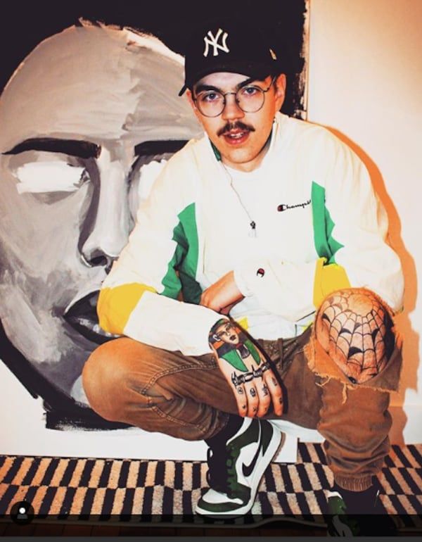 At the time of his disappearance, Vincent Turcotte was 21 years old, measured 1.85 meters and weighed 160 pounds. He had brown hair and blue eyes.