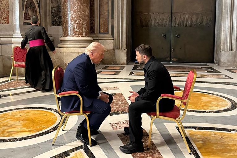 Ukrainian President Volodymyr Zelensky traded with his American counterpart Donald Trump before Pope Francis funeral in Rome on April 26, 2025.