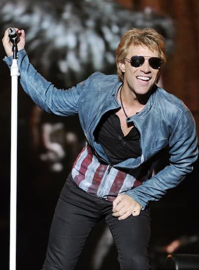 FILES-US-ENTERTAINMENT-MUSIC-BONJOVI-ICONS-ARRIVALS