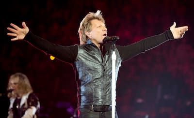 FILES-US-ENTERTAINMENT-MUSIC-BONJOVI-ICONS-ARRIVALS