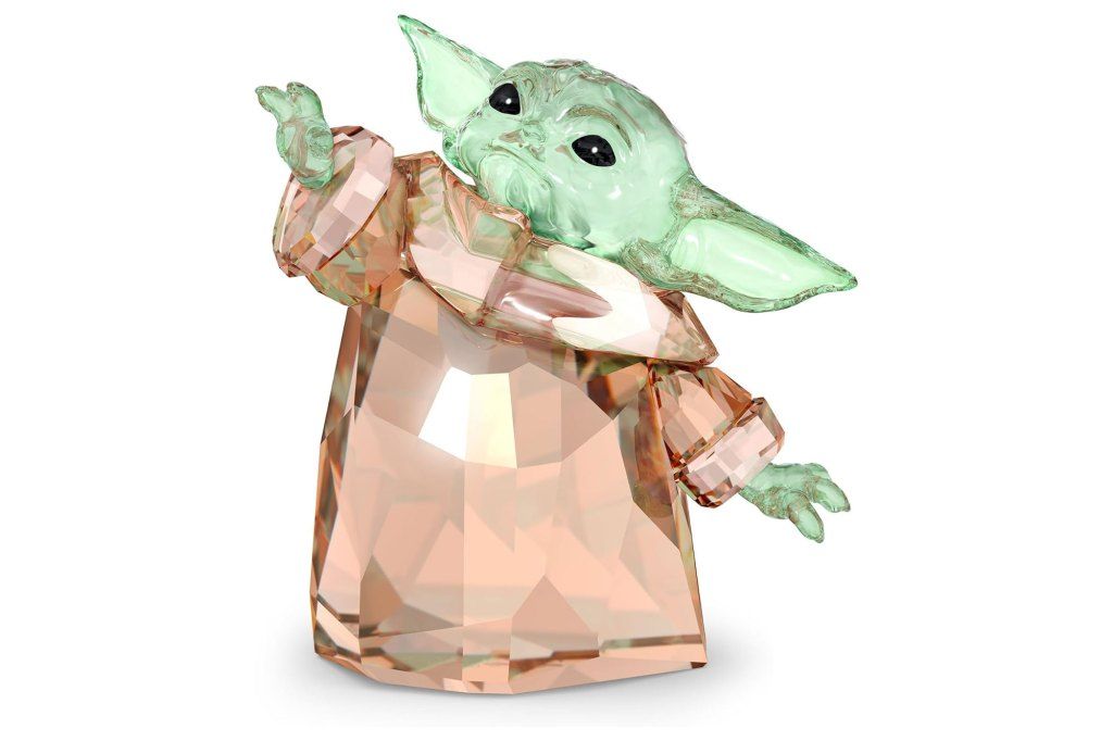 Glass figurine of Baby Yoda