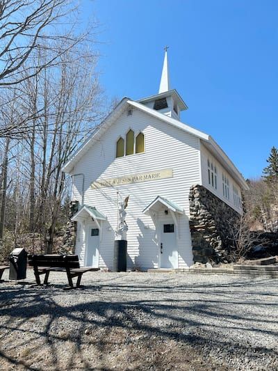Marie-Reine-des-Coeurs chapel