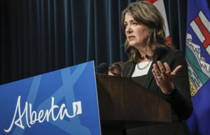 Danielle Smith attacks Mark Carney after being criticized by the Liberal leader