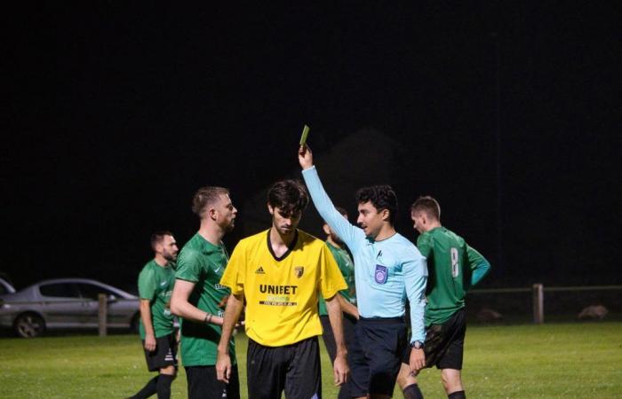 Rayan Herry, referee 2.0 who changes football codes