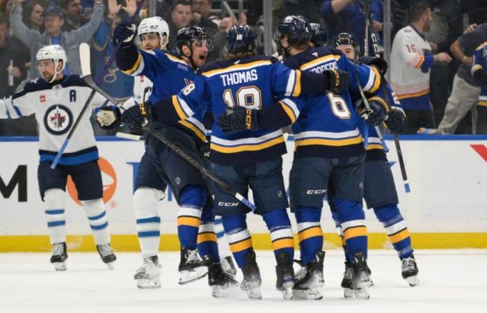 LNH series: the blues mums Connor Hellebuyck and force an ultimate match