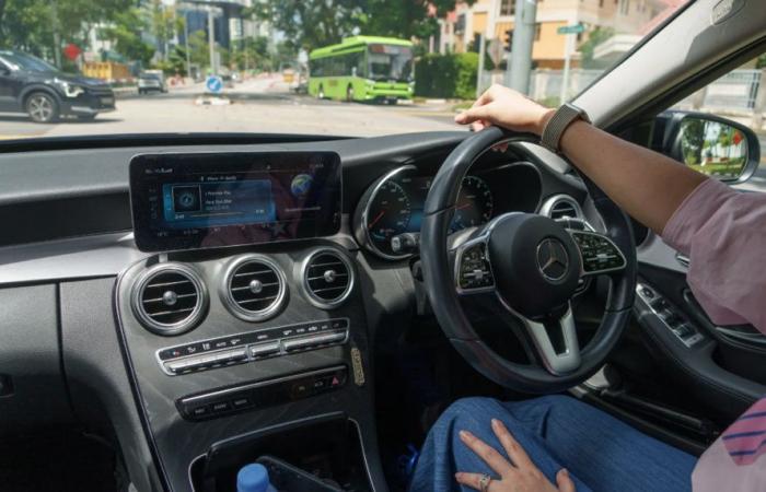 Driving in Singapore is “as having a rolex”