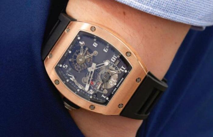 Most of the day: stolen watch at auction, GTA VI rejected