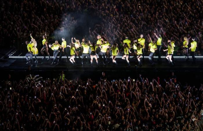 Free concert on the beach | Lady Gaga sets fire to Rio