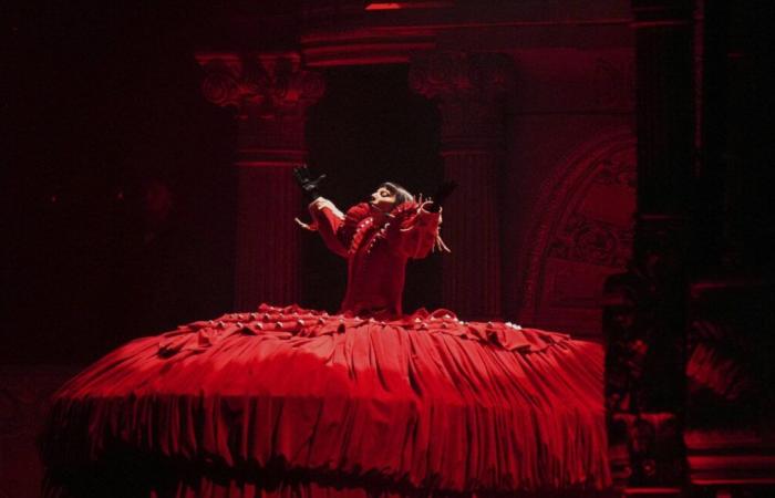 Dresses, hidden dancers, pyrotechnics… Lady Gaga sets fire to Rio with a free mega-concert