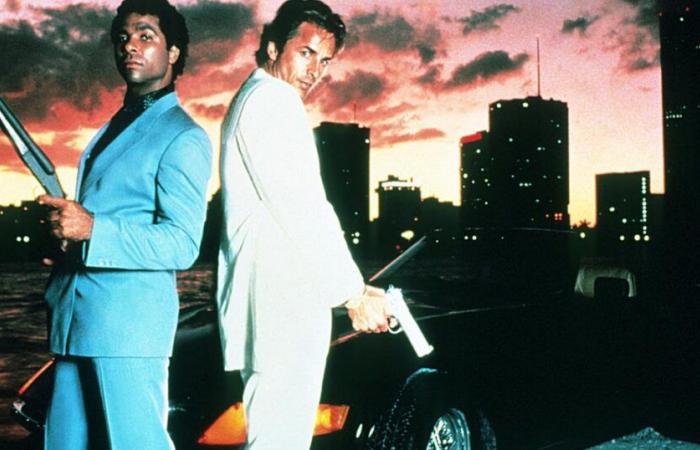 Two cops in Miami takes service to the cinema