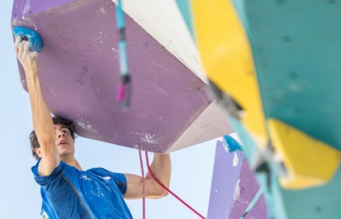 Max Bertone takes the money after a huge run in the final of the World Cup in Bali · Planetgimpe
