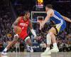 The Houston Rockets support their local heroes while the Houston Cougars face the Florida Gators in an exciting final of the national NCAA championship.