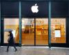 Apple does better than expected, expects a salty invoice for customs duties